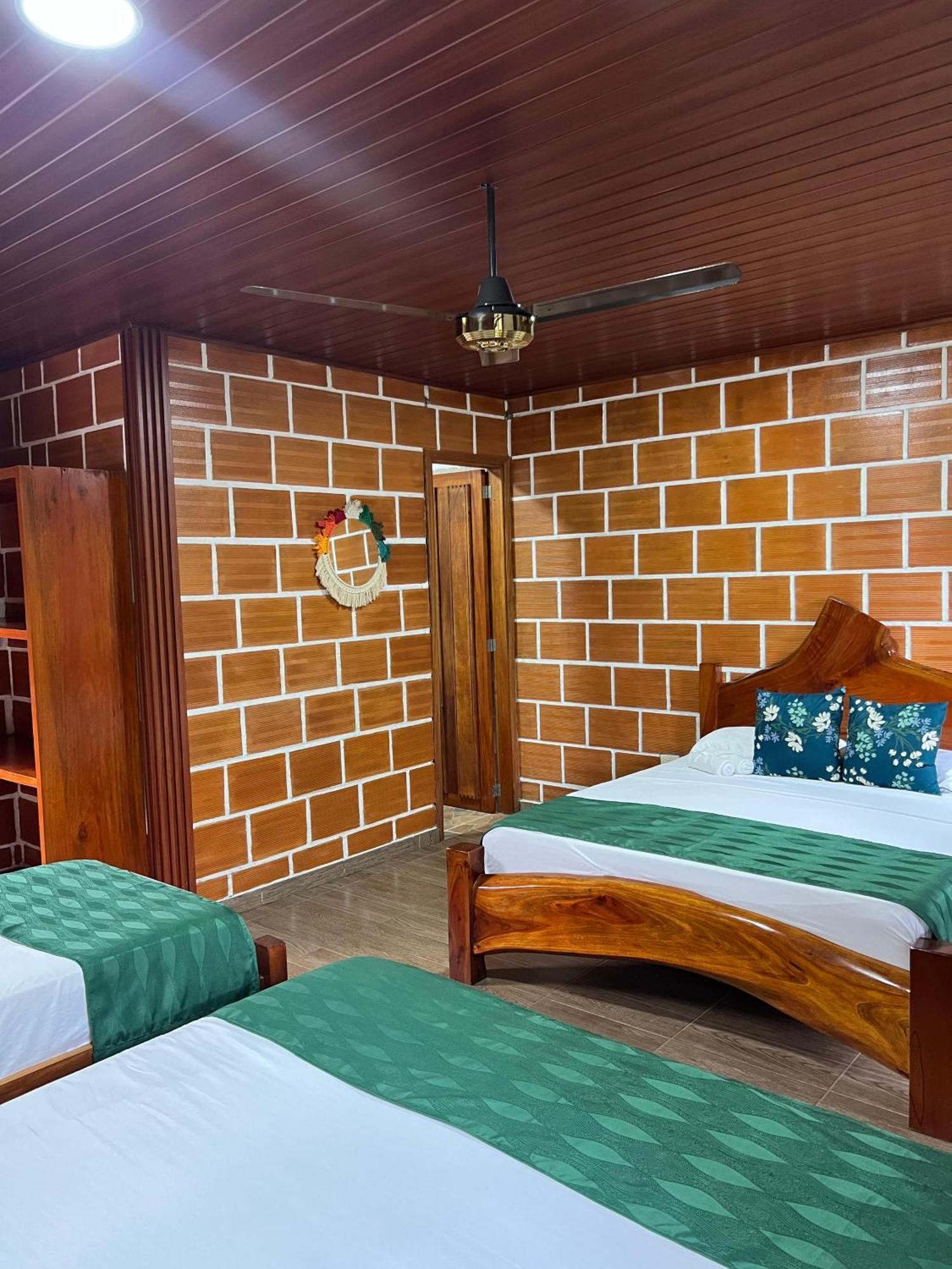 Arca Tayrona Restaurant & Hostal ลอสนารานฆอส ภายนอก รูปภาพ